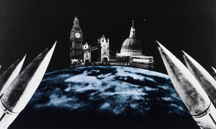 téma jaderné hrozby z evropské politiky nezmizelo po celou dobu studené války, jak dokazuje tento plakát z 80. let